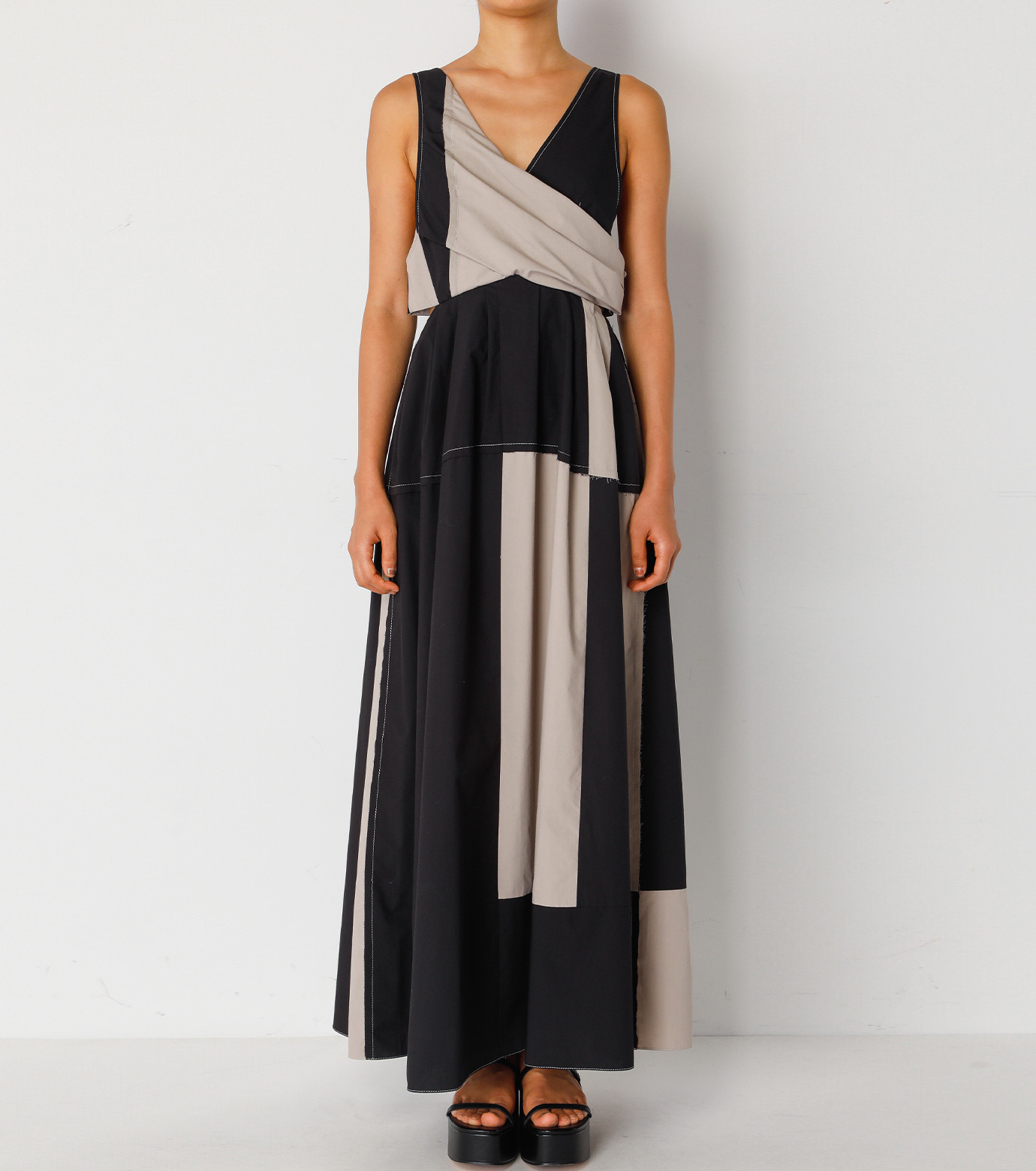 アイレネ - IRENE | Color Block Maxi Dress-Black-36の通販 ...