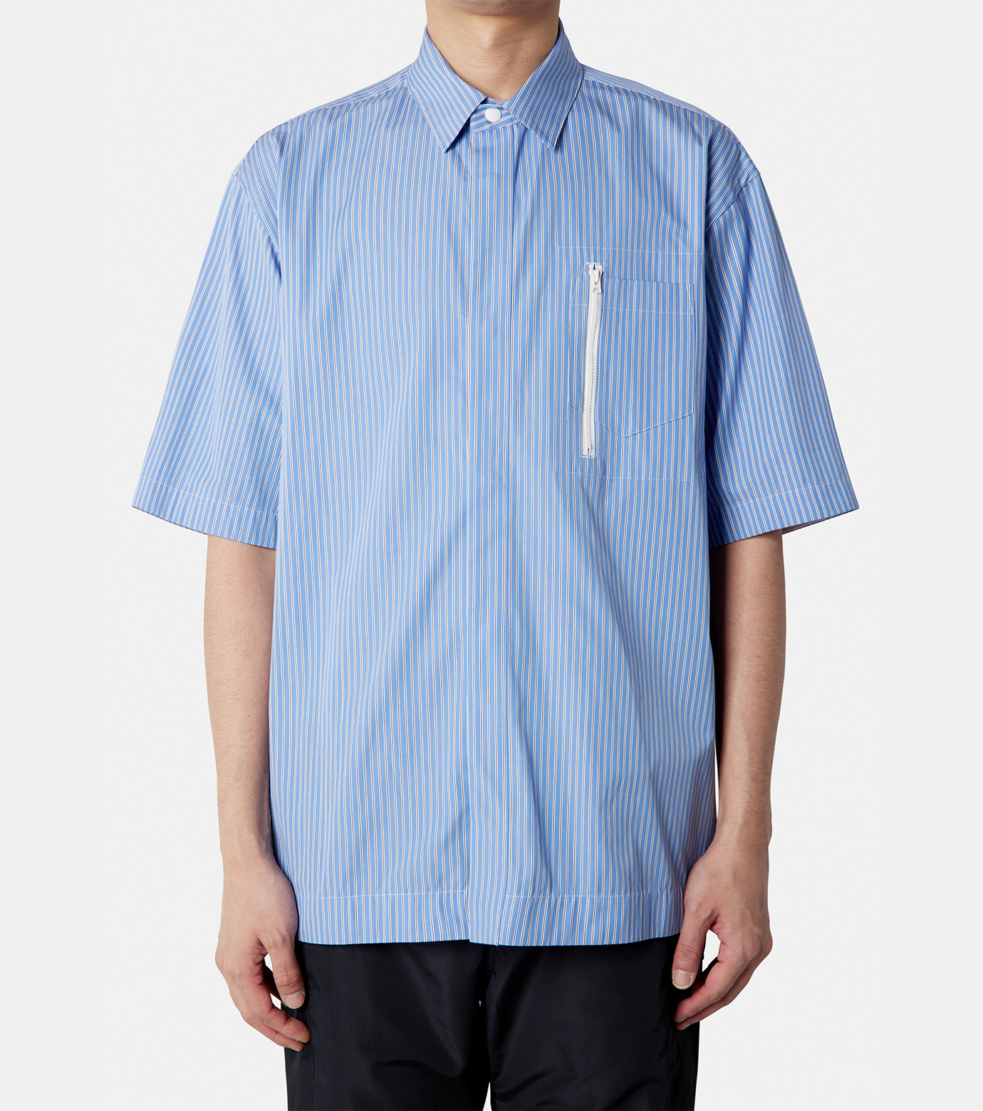 美品【sacai】コットンシャツ メンズ sacai: グレー コットン ポプリン シャツ | SSENSE 日本