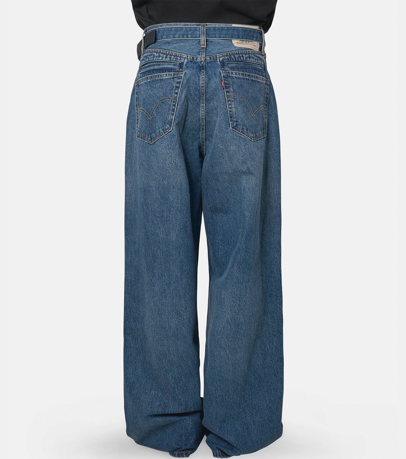 00 sacai LEVI'S Denim Pants Blue デニム パンツ Levi's x Sacai Levi's Denim Pants in Blue – Hampden Clothing