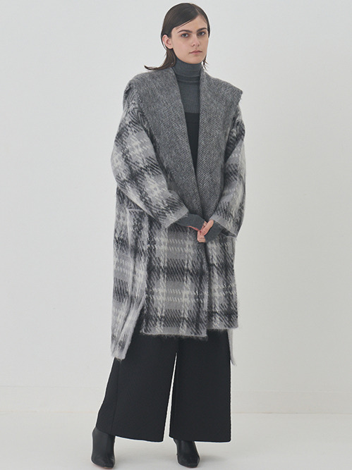 25A61520-11-pc-l.jpg