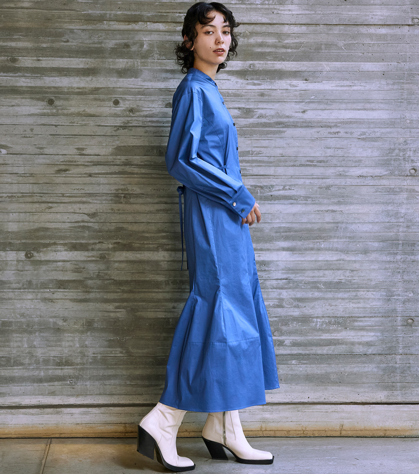 ル シェル ブルー - LE CIEL BLEU | Sculpted Hem Dress-Light