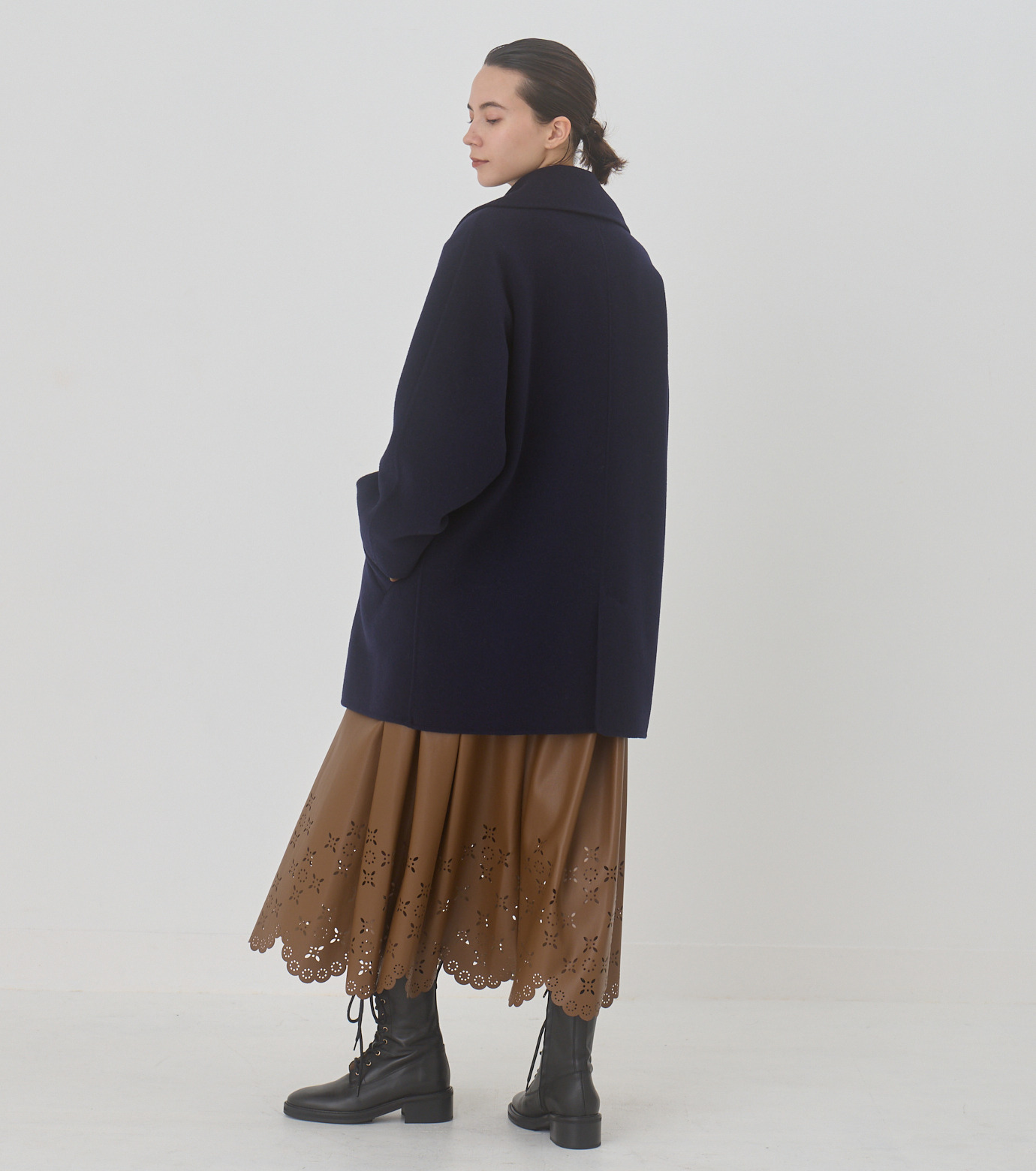 新品 アリジ ALYSI レザースカート 42 ESK632 Lサイズ 羊革 ADAM ET ROPE'（アダムエロペ） スカート シンセティックレザーフレア