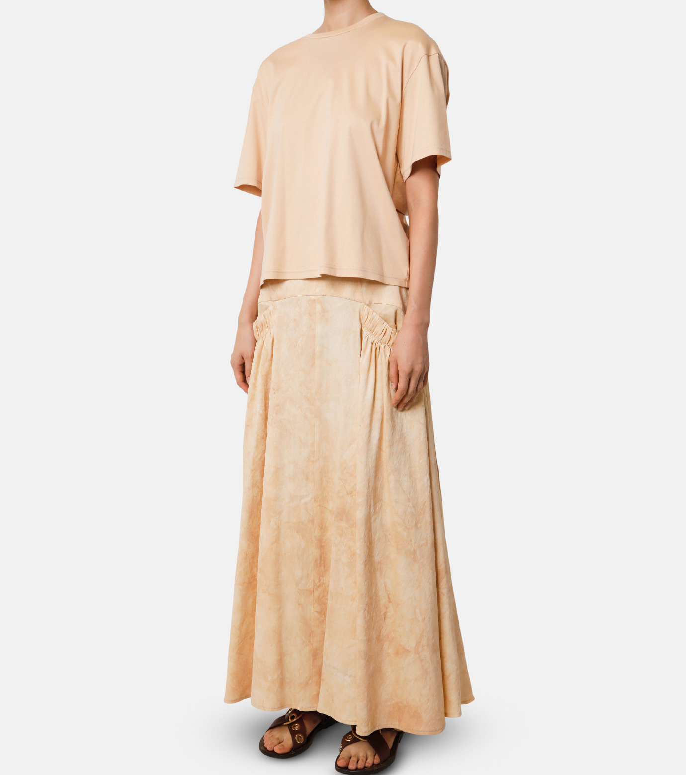 アイレネ IRENE Gathering Cut Out Tee Tシャツ 25S82004 ホワイト サイズ：36 IRENE(アイレネ) Gathering Cut Out TeeTシャツ25S82004