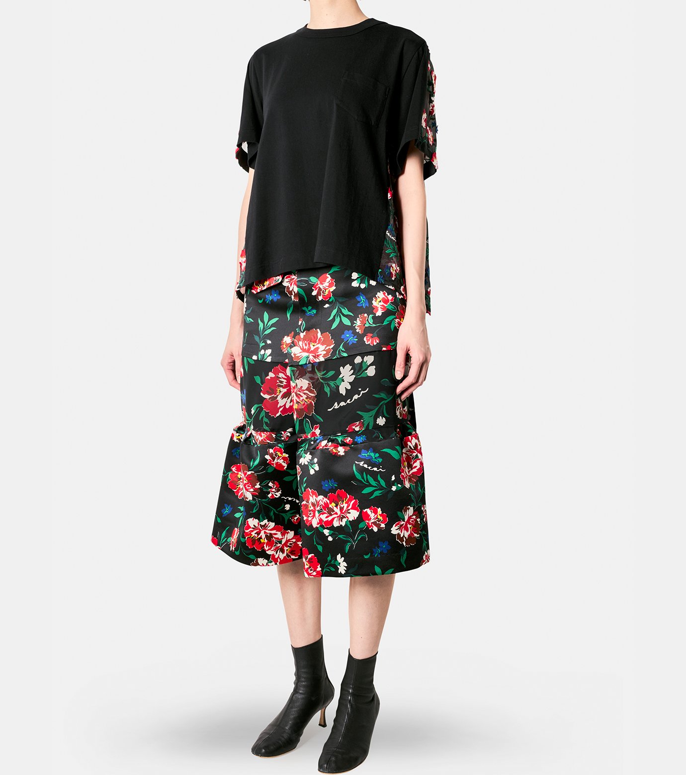 サカイ - sacai | Floral T-Shirt-Black-1の通販 | RESTIR リステア