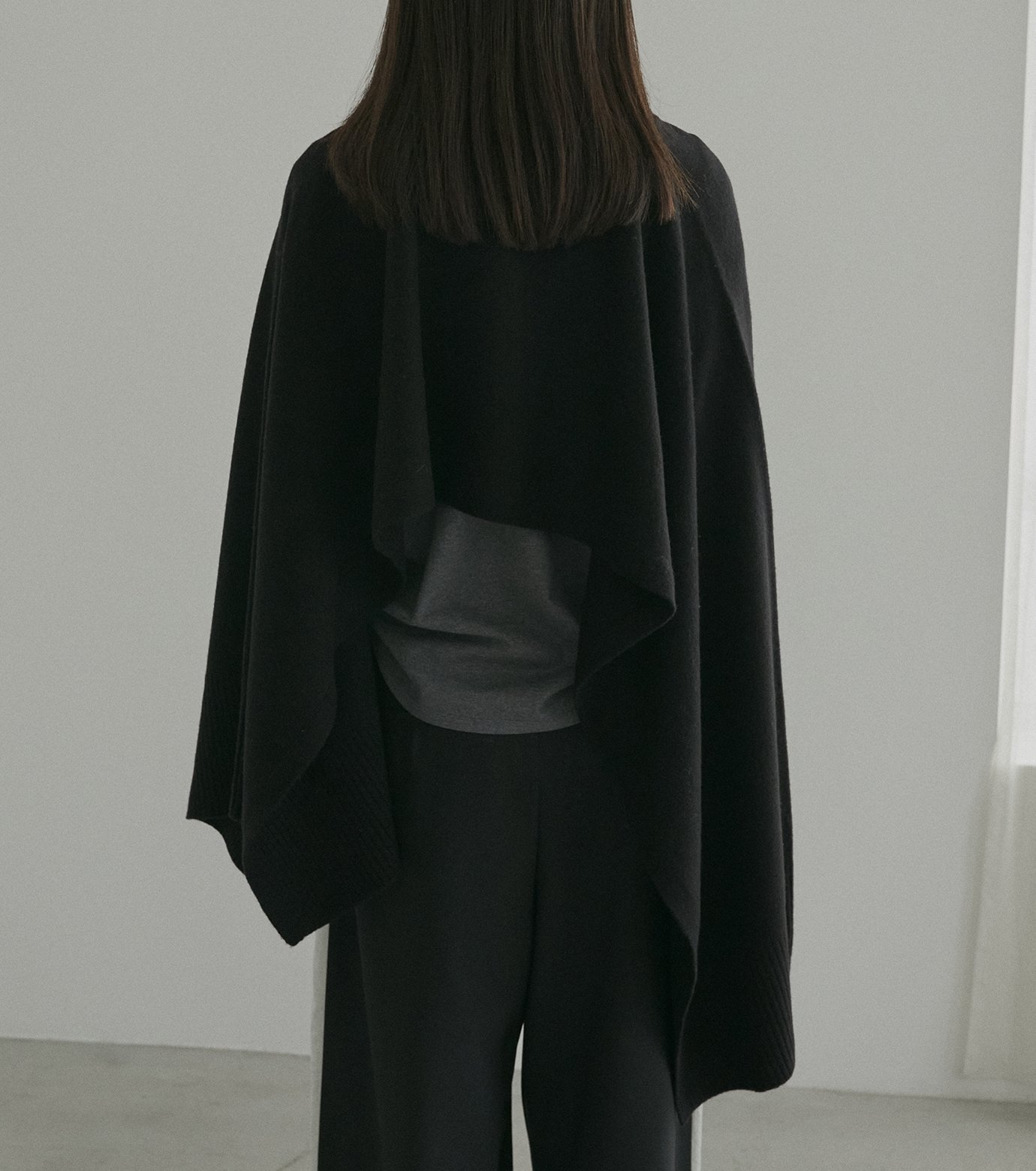 ル シェル ブルー - LE CIEL BLEU | Asymmetry Cape-Black-36の