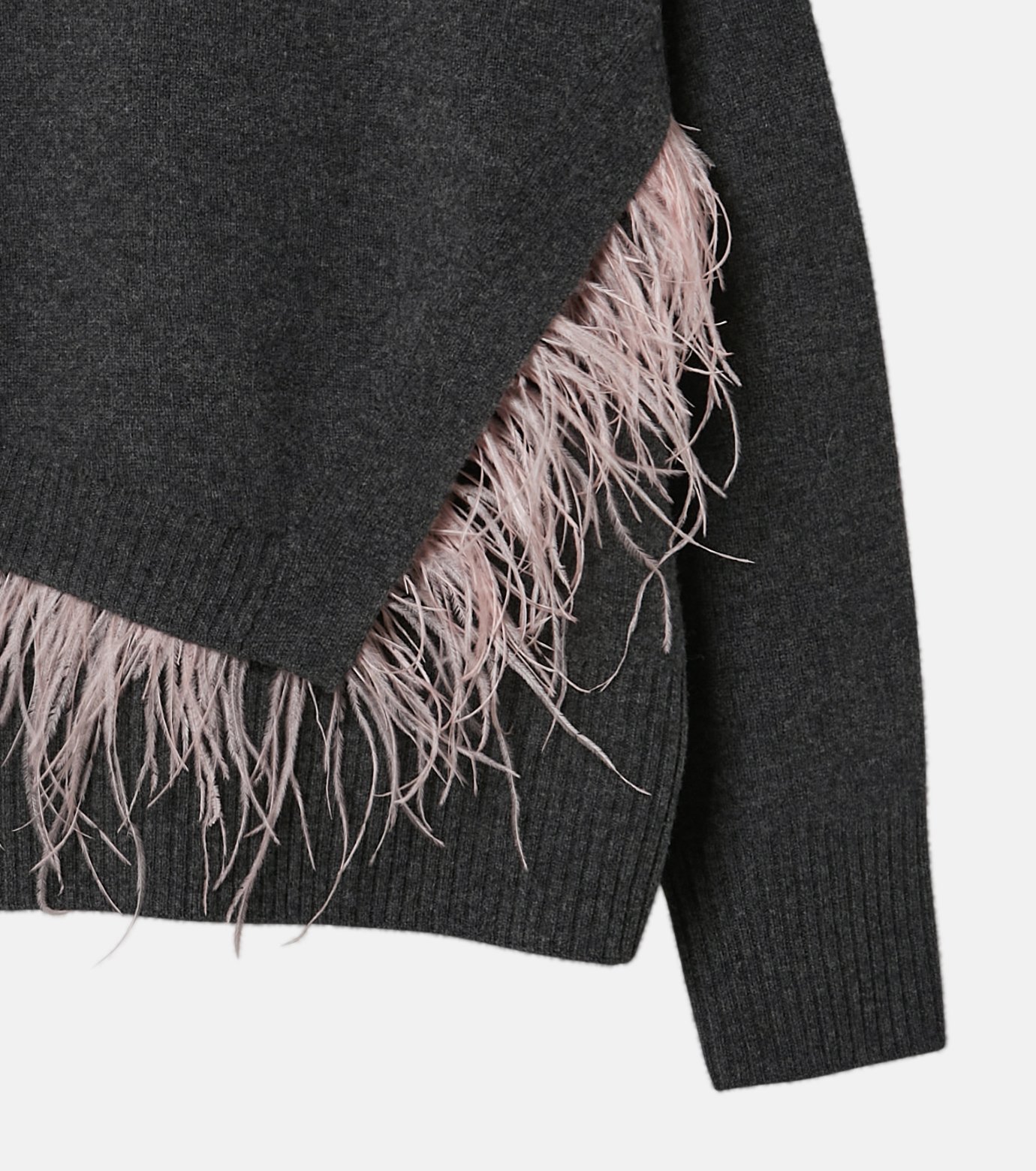 ル シェル ブルー - LE CIEL BLEU | Feather Knit Top-Charcoal