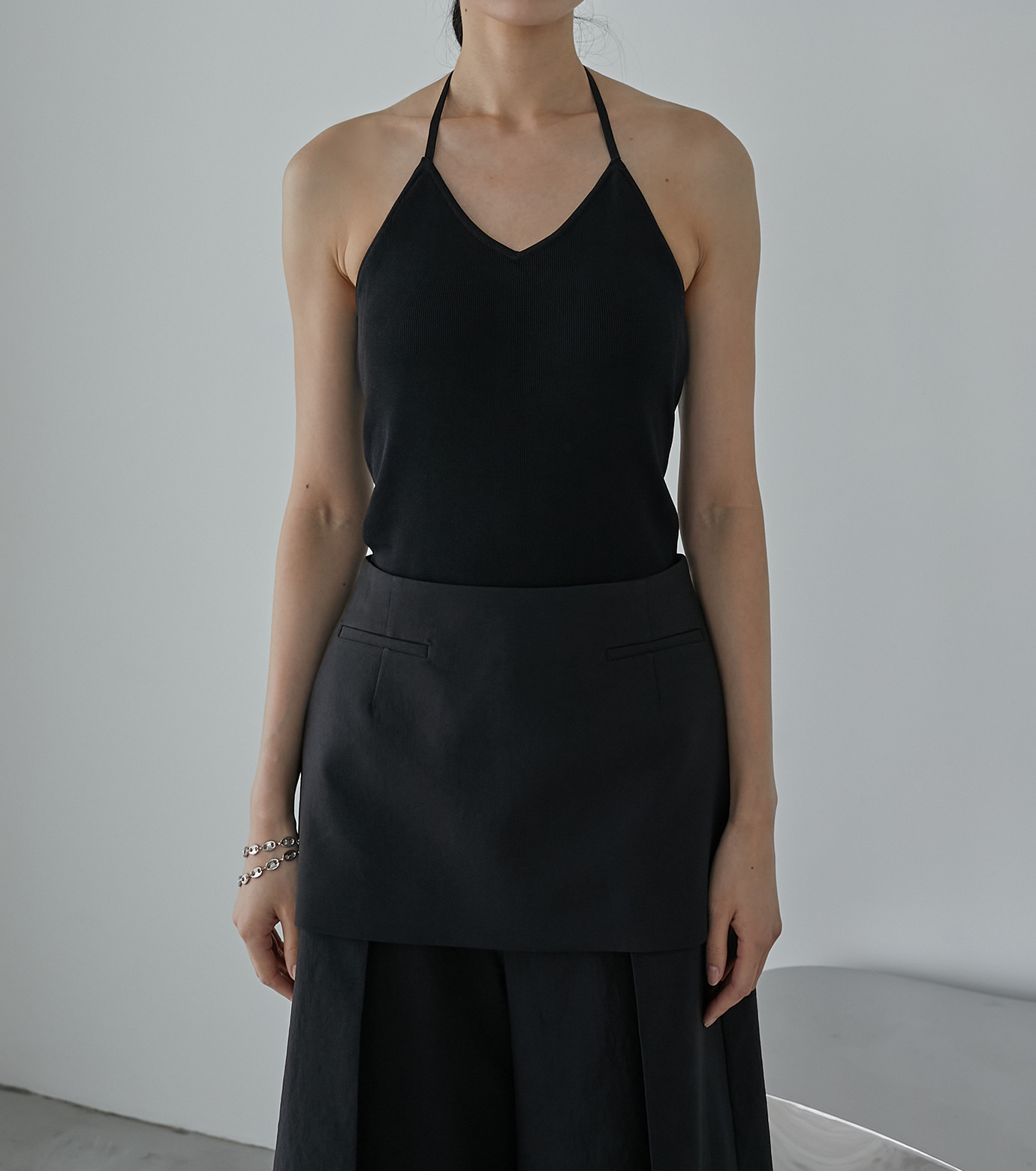 ル シェル ブルー - LE CIEL BLEU | Halterneck Knit | RESTIR