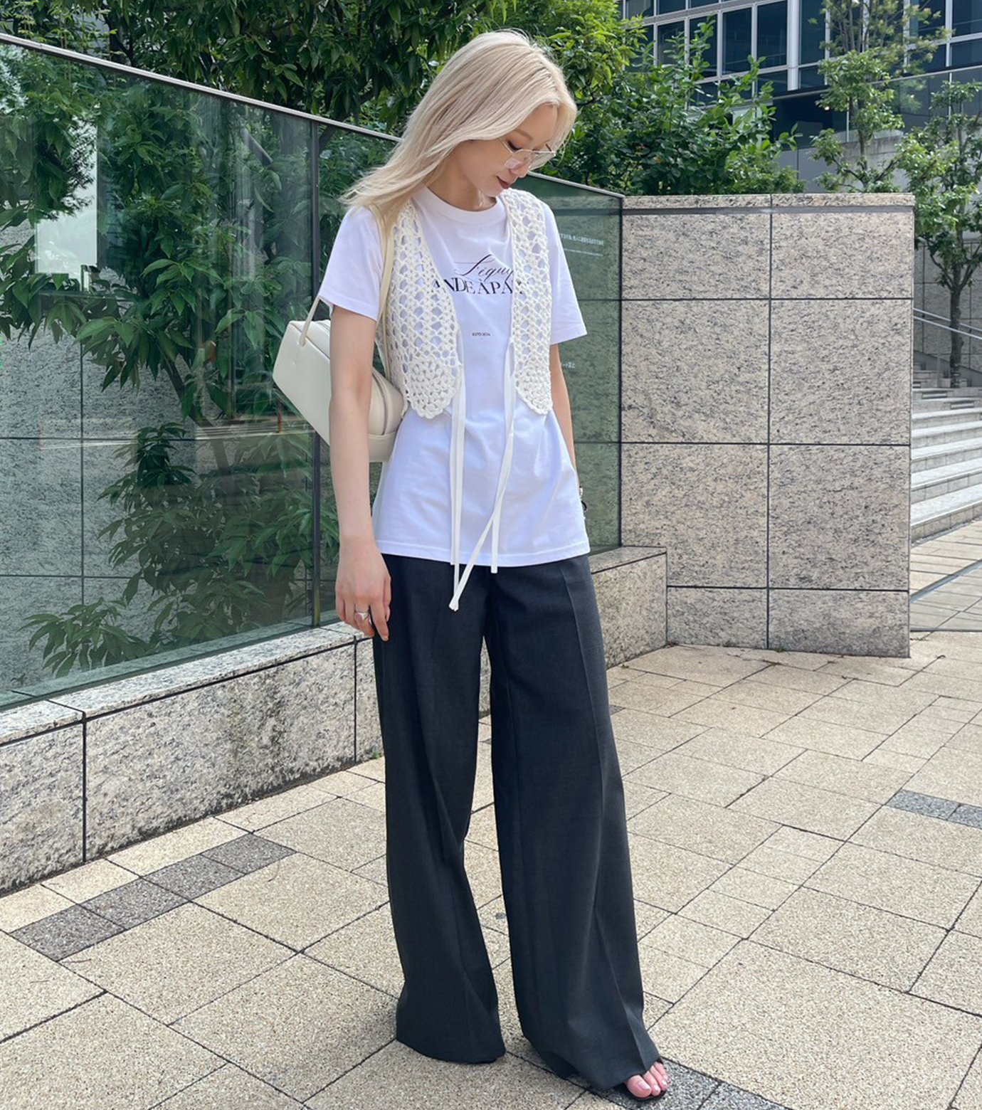 ル シェル ブルー - LE CIEL BLEU | Hand-Crocheted Lace | RESTIR