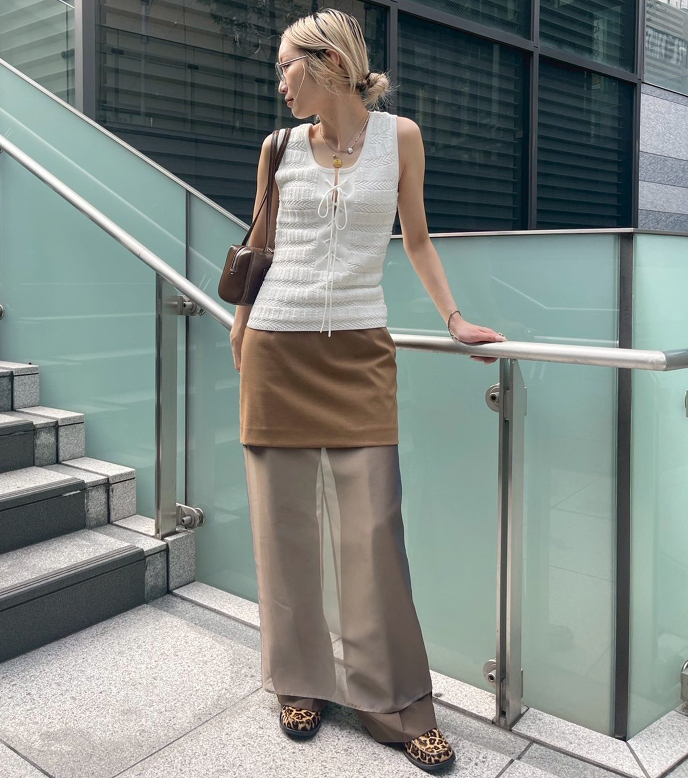 ル シェル ブルー - LE CIEL BLEU | Knit Top w/Lace-Up Front-Off