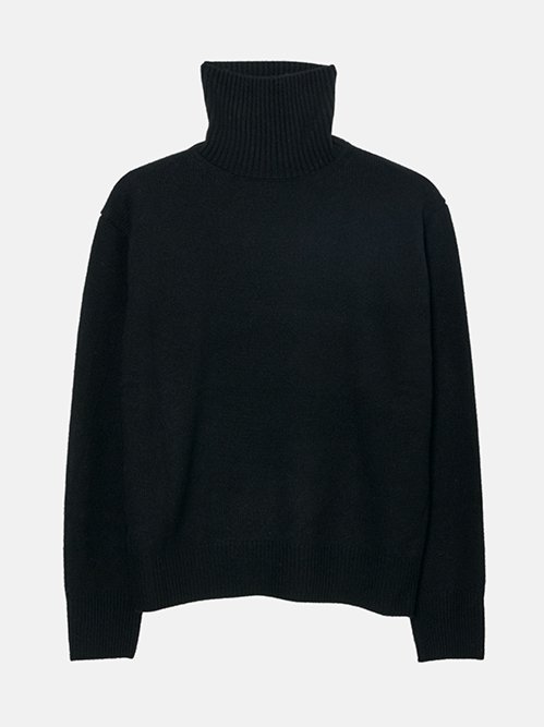 Turtle-Neck Knit Pullover