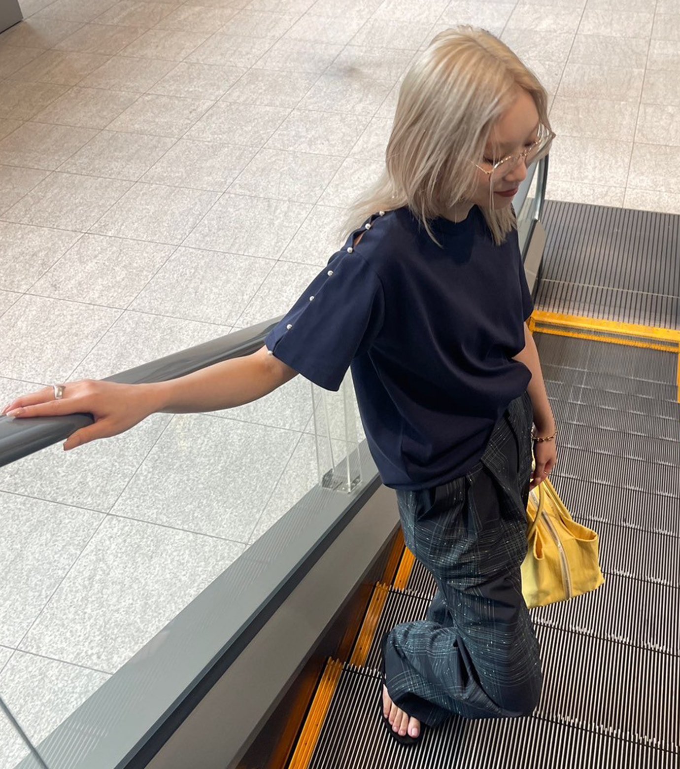 ル シェル ブルー - LE CIEL BLEU | Boxy T-shirt w/Pearl | RESTIR