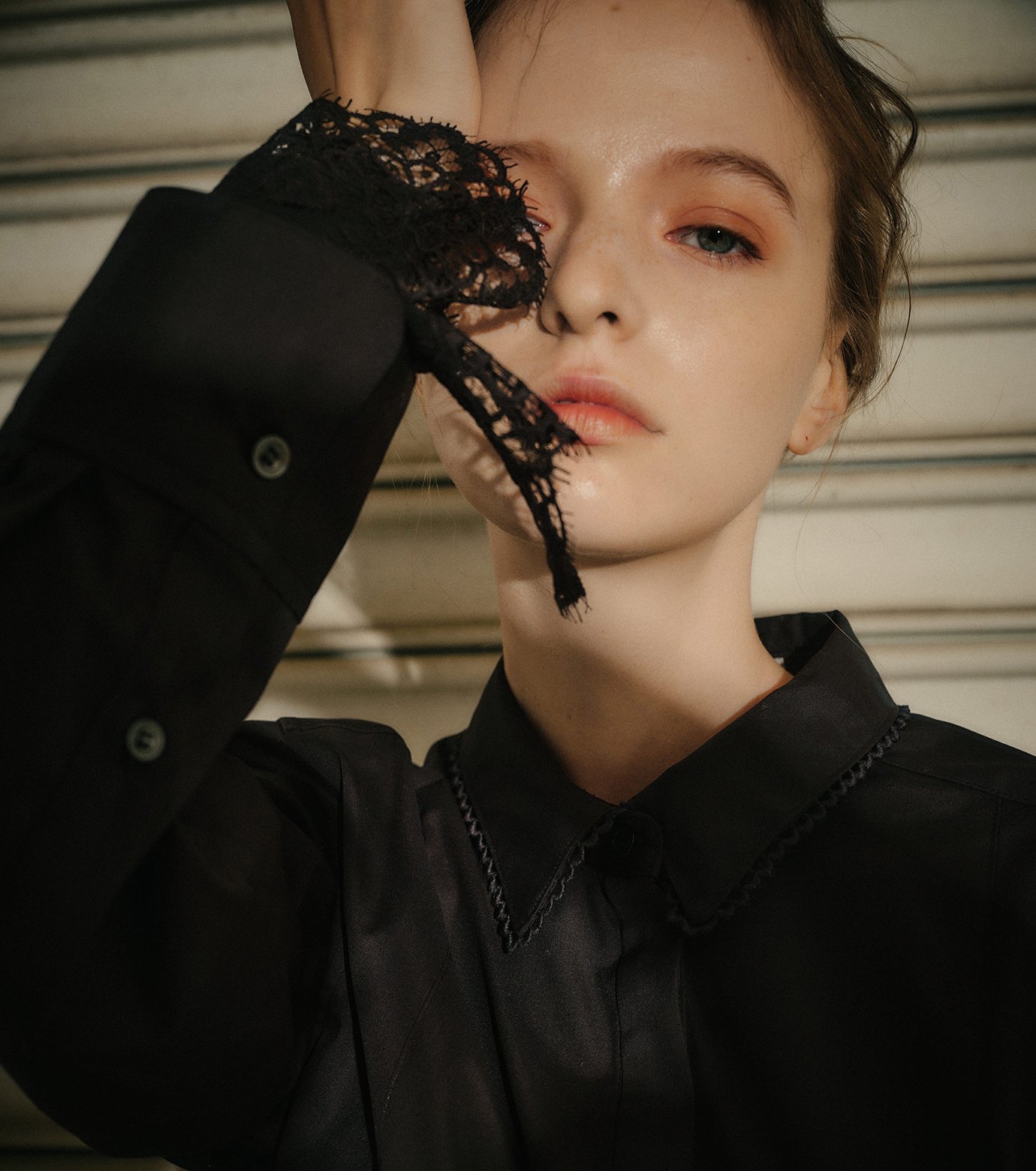 ル シェル ブルー - LE CIEL BLEU | Voile Shirt w/Detachable Lace