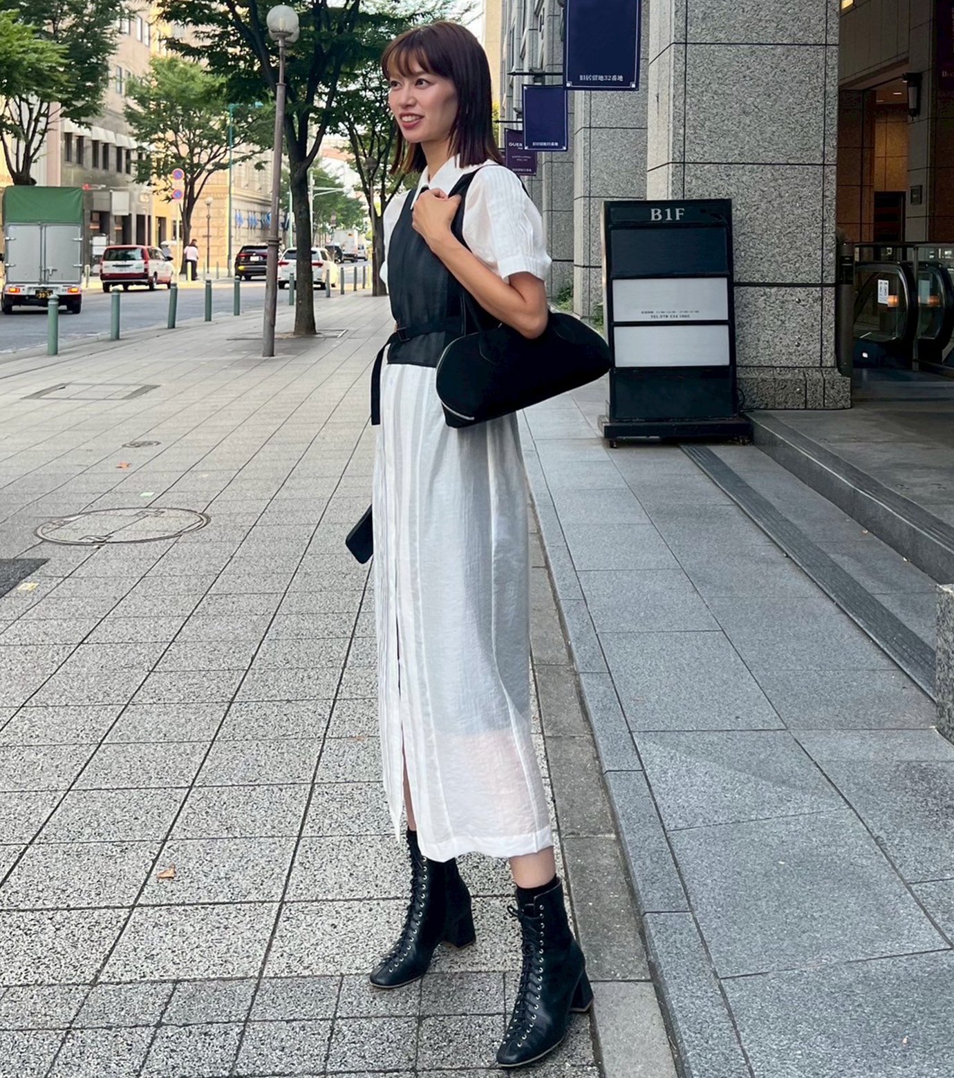 ル シェル ブルー - LE CIEL BLEU | Pleated Dress-White-36の通販 