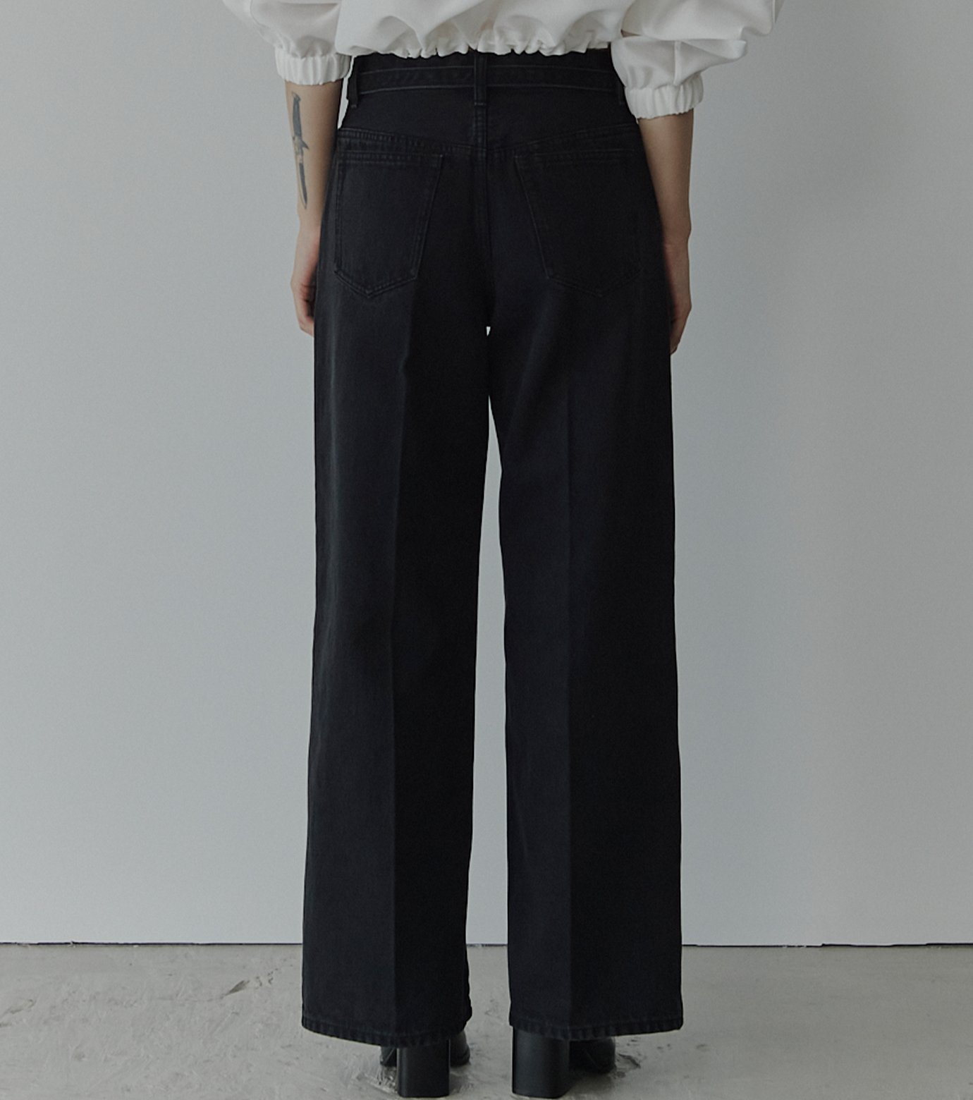 ル シェル ブルー - LE CIEL BLEU | Straight Fit Jeans | RESTIR リステア