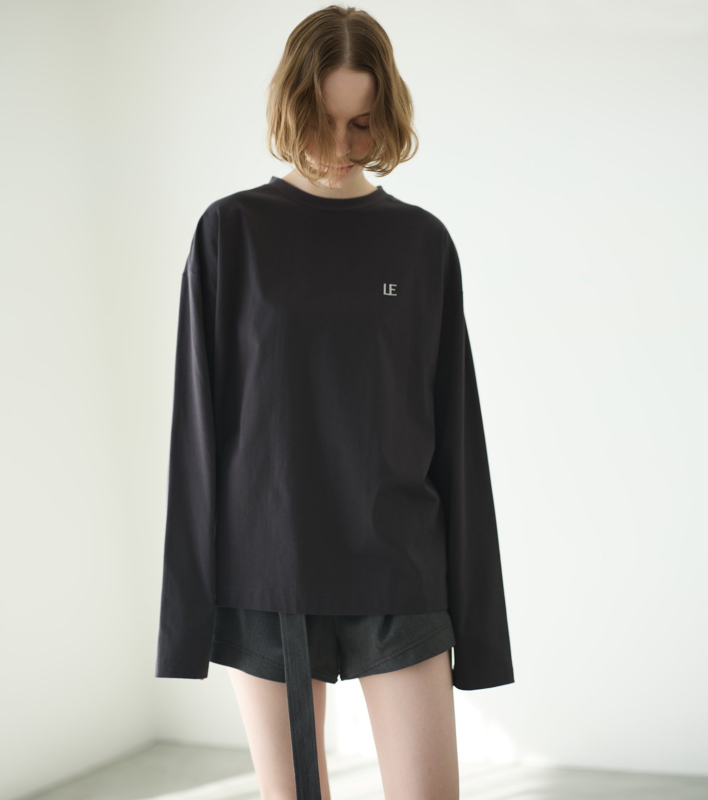 ル シェル ブルー - LE CIEL BLEU | LE Embroidery Long T-Charcoal