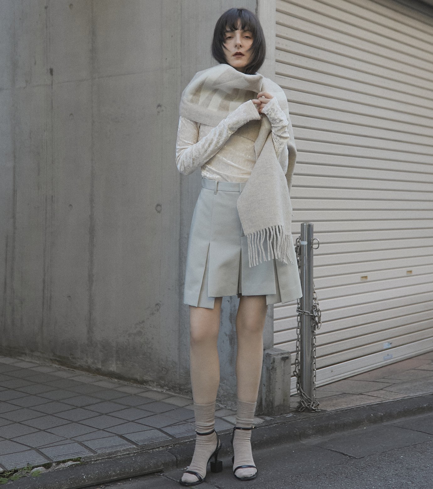 ル シェル ブルー - LE CIEL BLEU | Irregular Hem Short | RESTIR