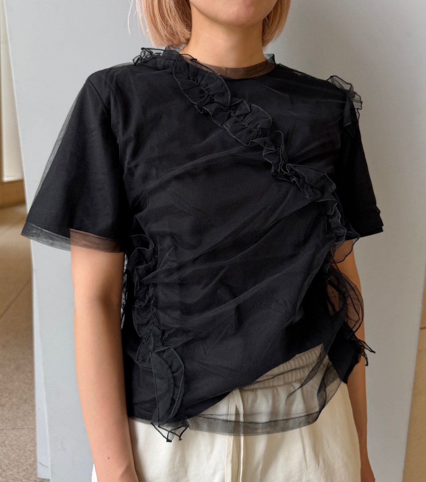 LE CIEL BLEU Frill Detail Jersey Topブラック ル シェル ブルー - LE CIEL BLEU | Tulle Ruffle Detail | RESTIR