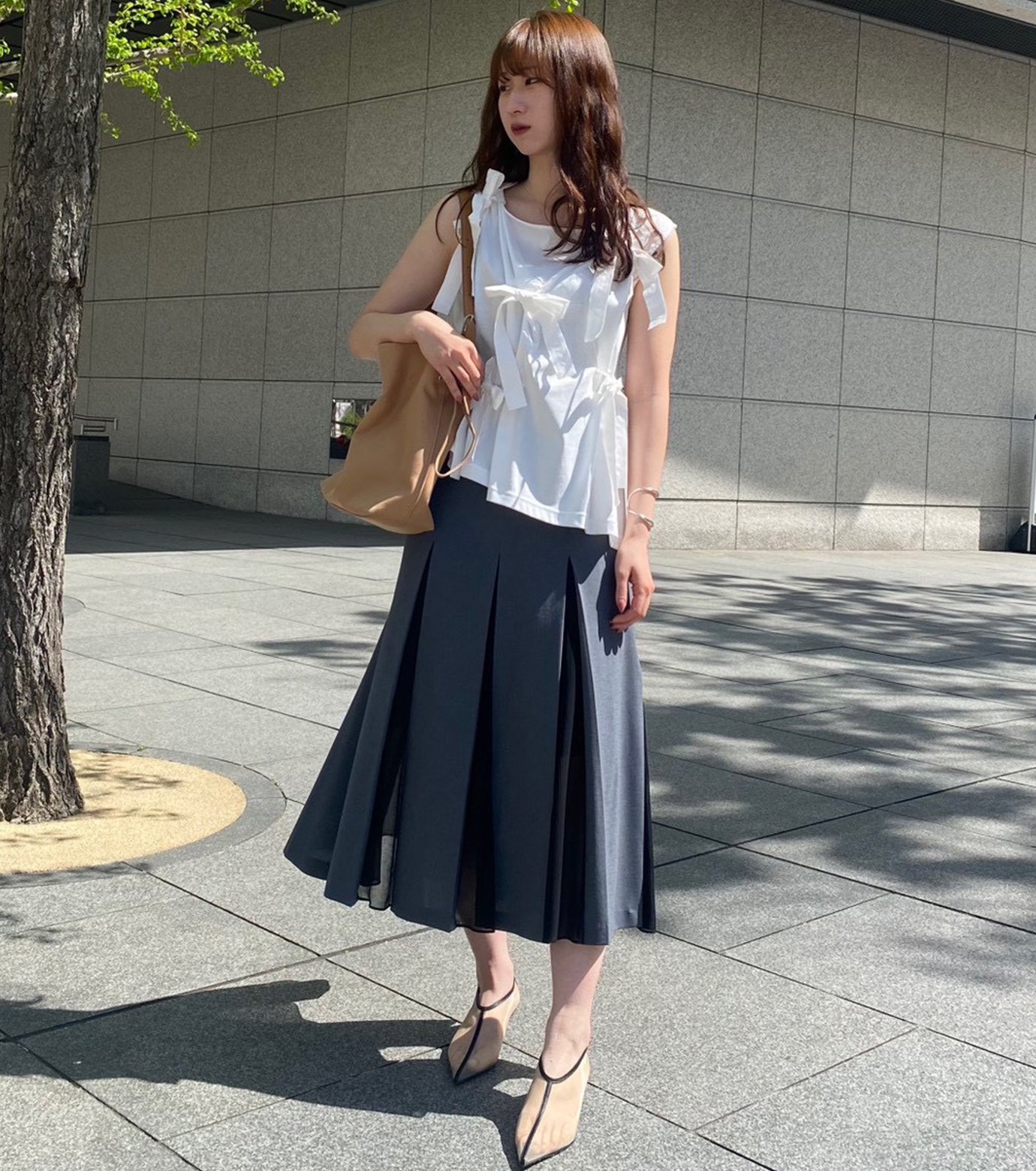 ル シェル ブルー - LE CIEL BLEU | Tank w/Bows-White-36の通販