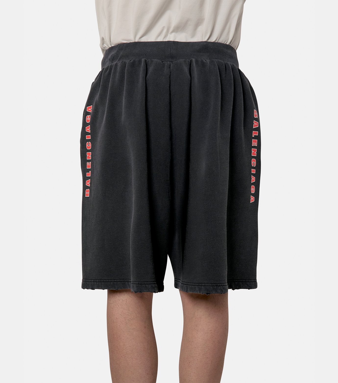 バレンシアガ - BALENCIAGA | Long Shorts-Black-Sの通販 | RESTIR