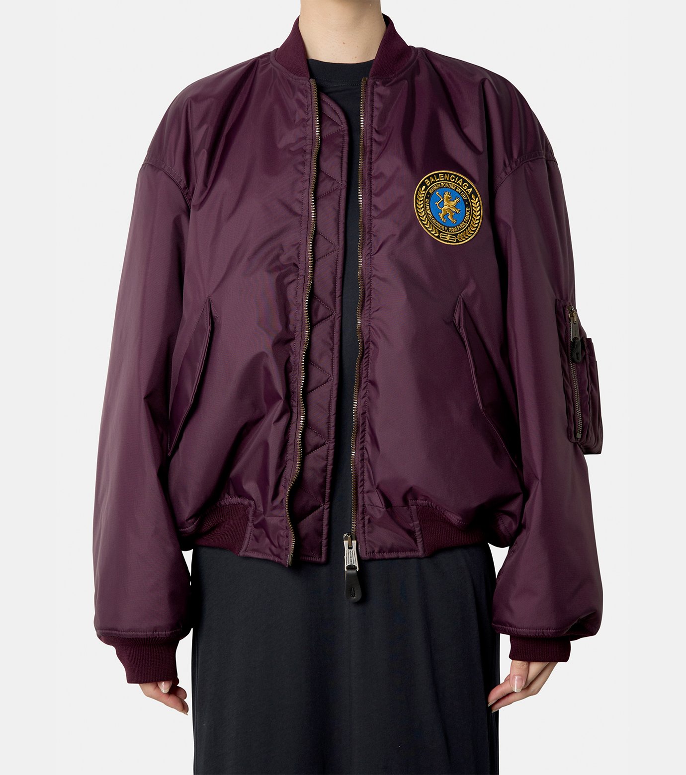 ブルゾン BALENCIAGA SS25 DRAPED BOMBER (831515TRO06 1000) ブルゾン BALENCIAGA SS25 DRAPED BOMBER (831515TRO06 1000