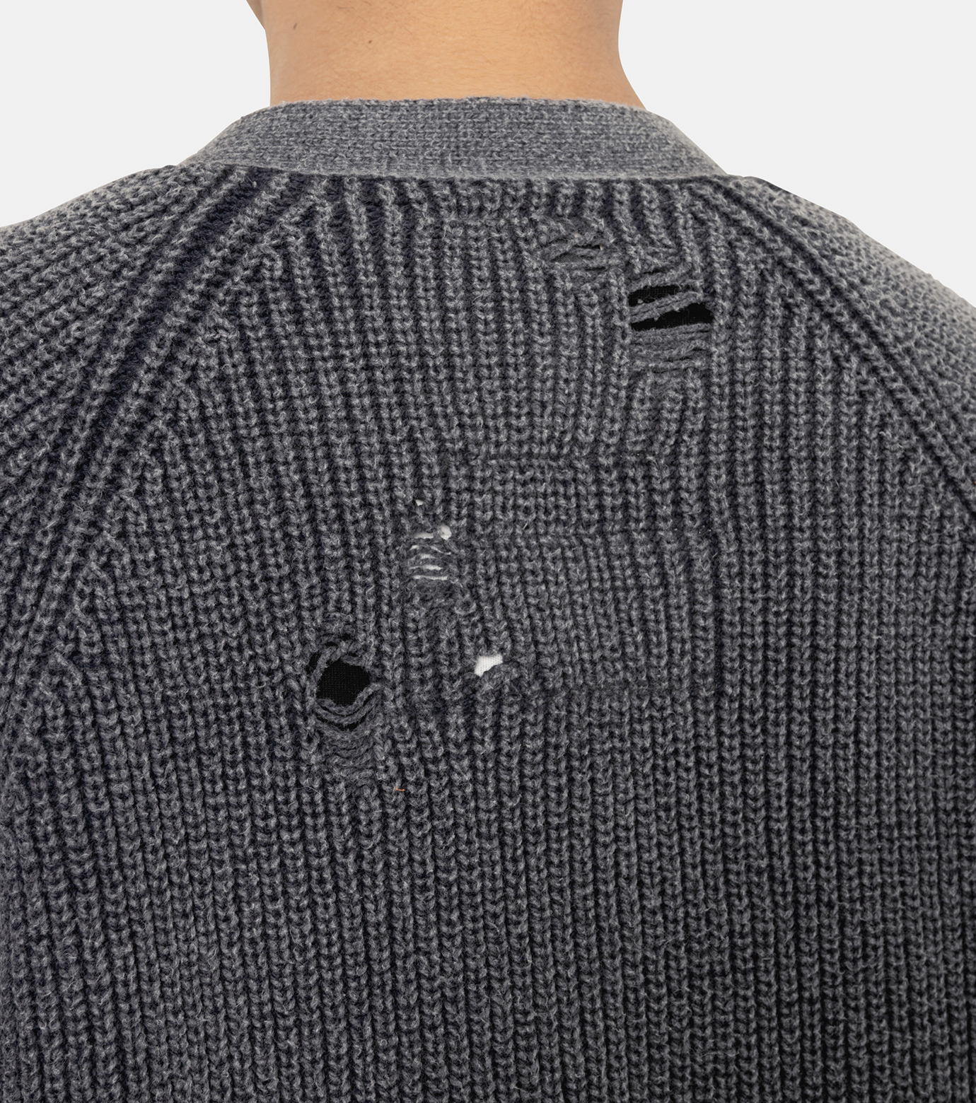メゾンミハラヤスヒロ - Maison Mihara Yasuhiro | bleached knit ...
