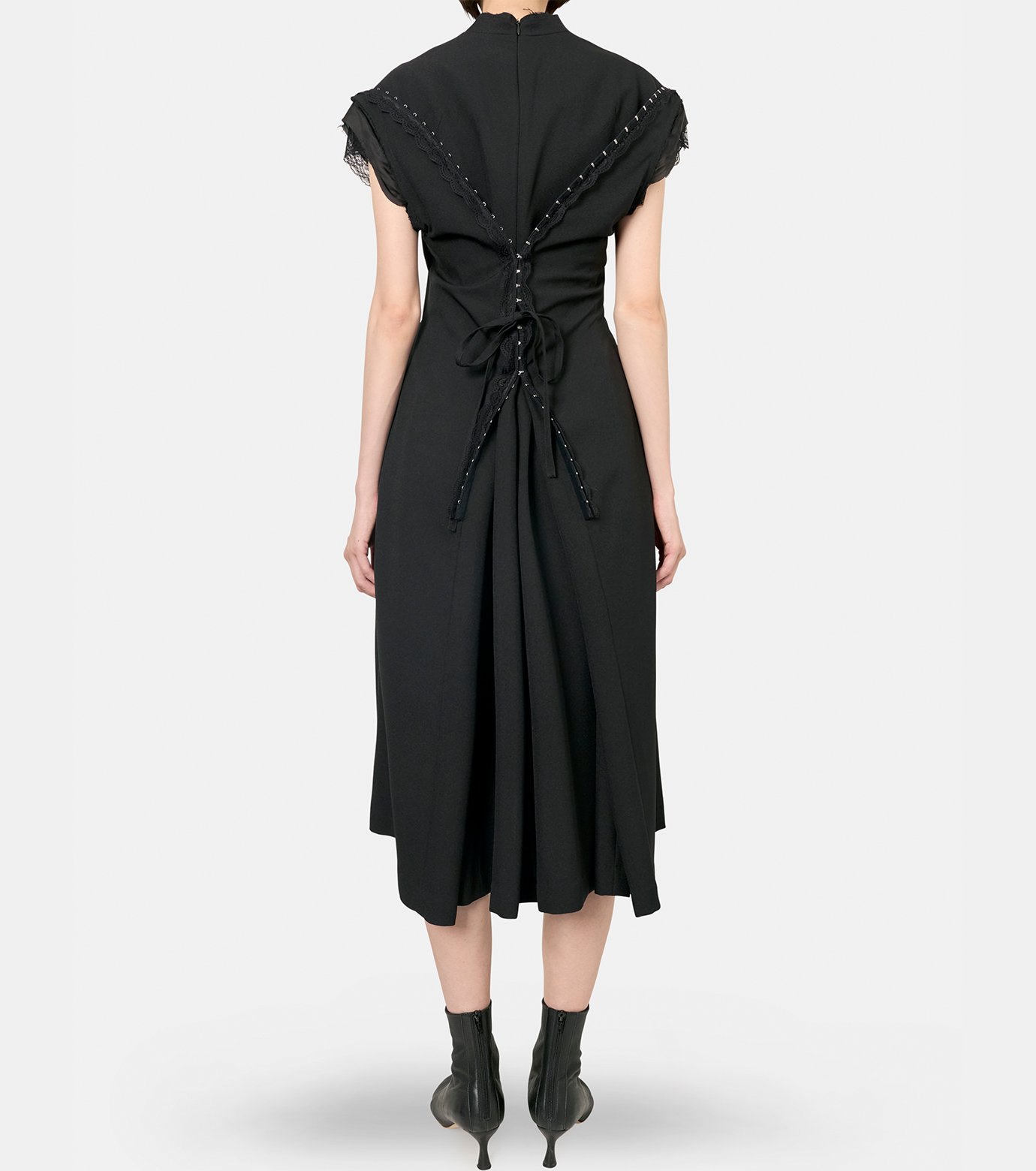 チカ キサダ - Chika Kisada | Hooked Detail Dress-Black-1の通販