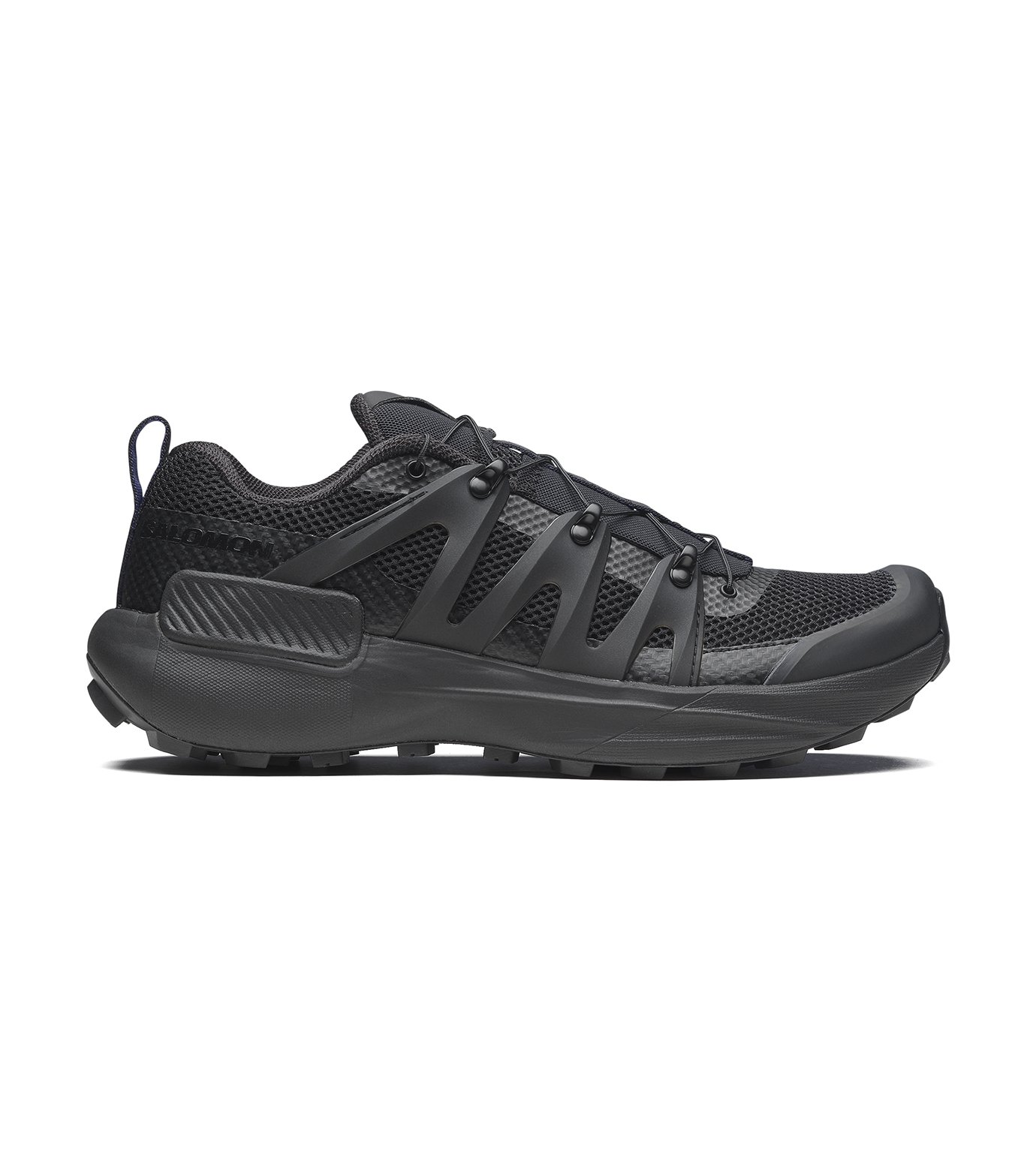 【関税込み】Salomon ブラック Genesis Advanced スニーカー サロモンアドヴァンスド 新型GENESIS ADVANCED 発売開始 | HUES