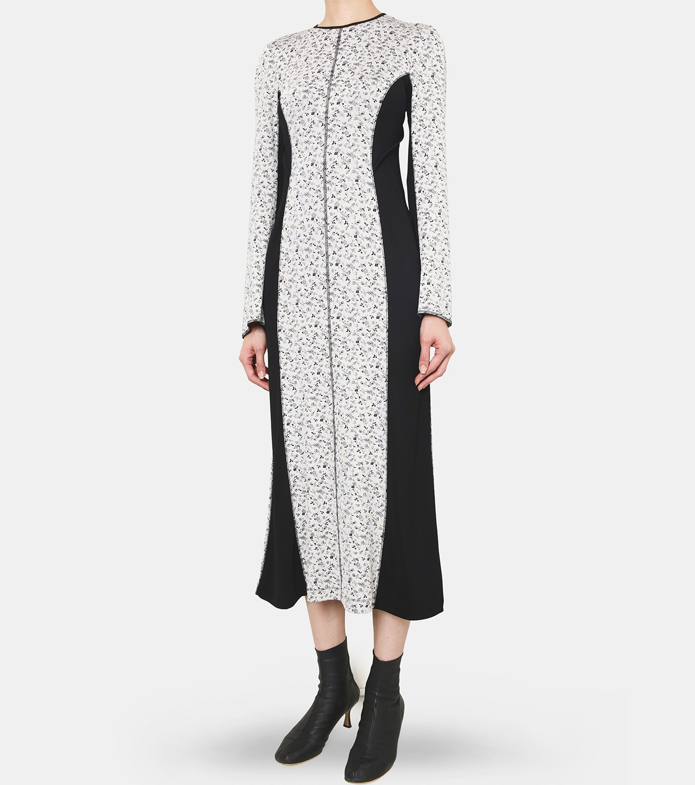 マツモト Mame Kurogouchi』 2nd delivery Floral jacquard Triple Cloth