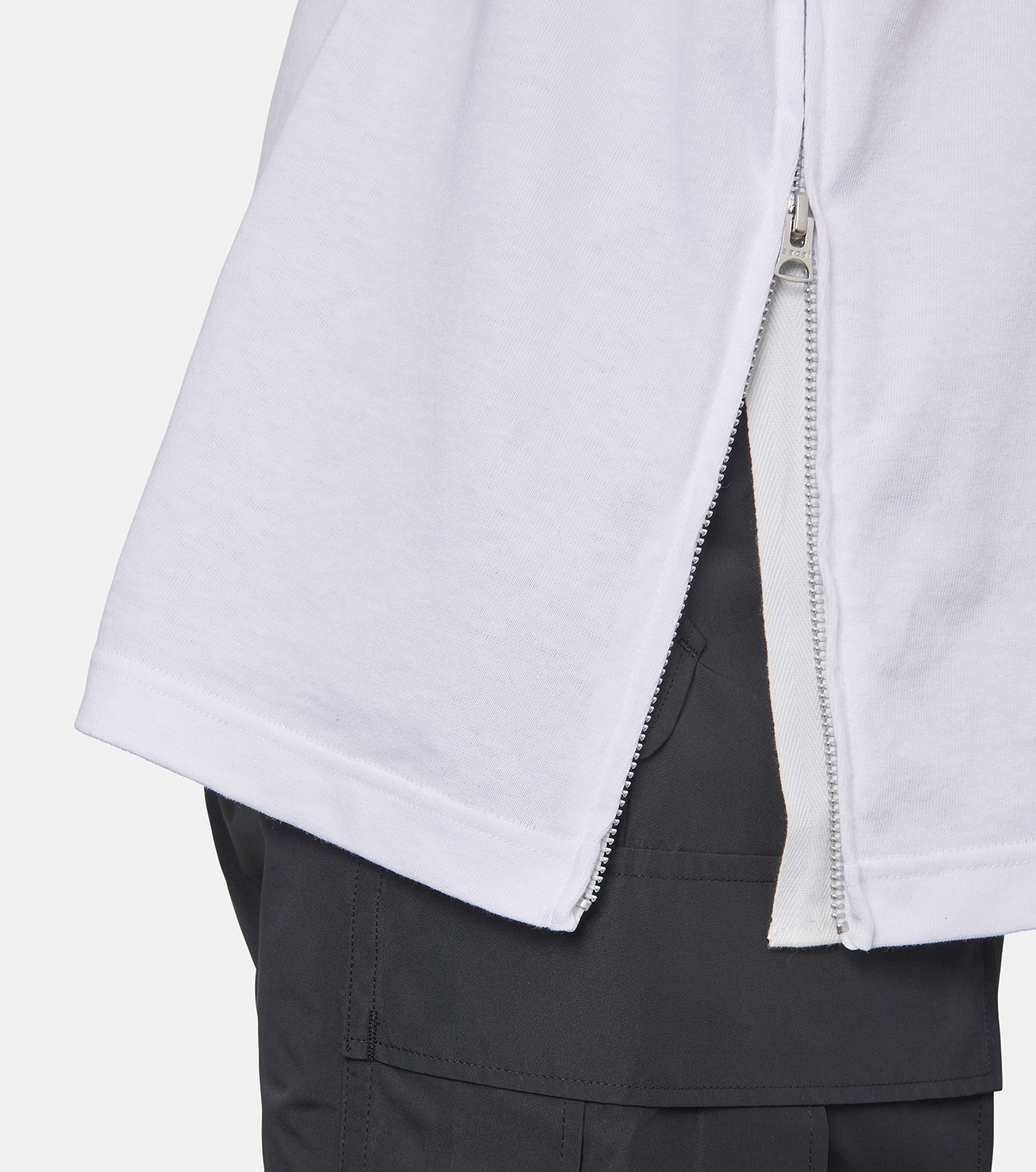 Tシャツ・カットソー sacai Short-sleeved t-shirts MEN T-SHIRTS | sacai Official Store サカイ オフィシャル