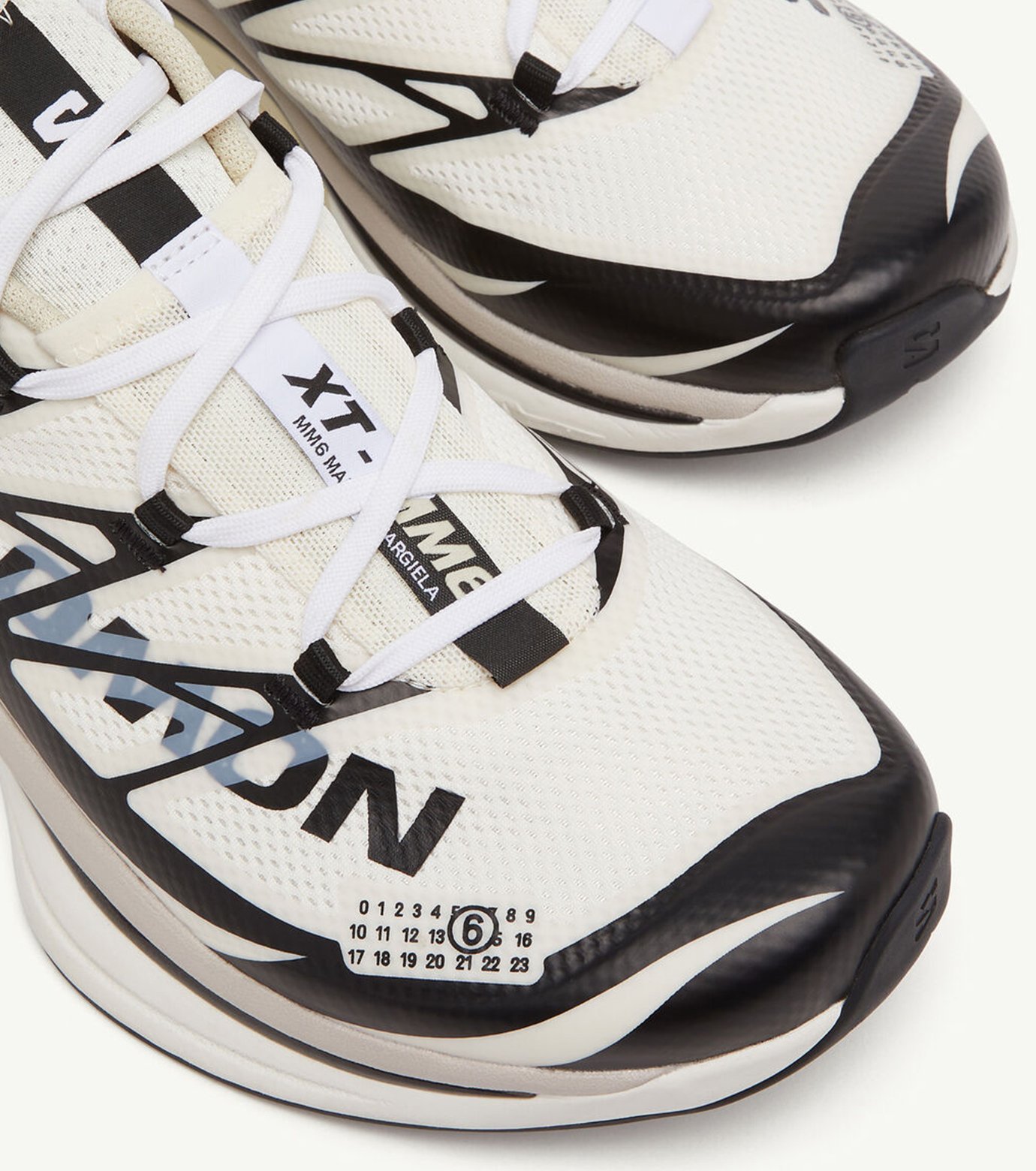 エムエムシックス - MM6 | XT MM6 / SALOMON-White-27の通販 | RESTIR
