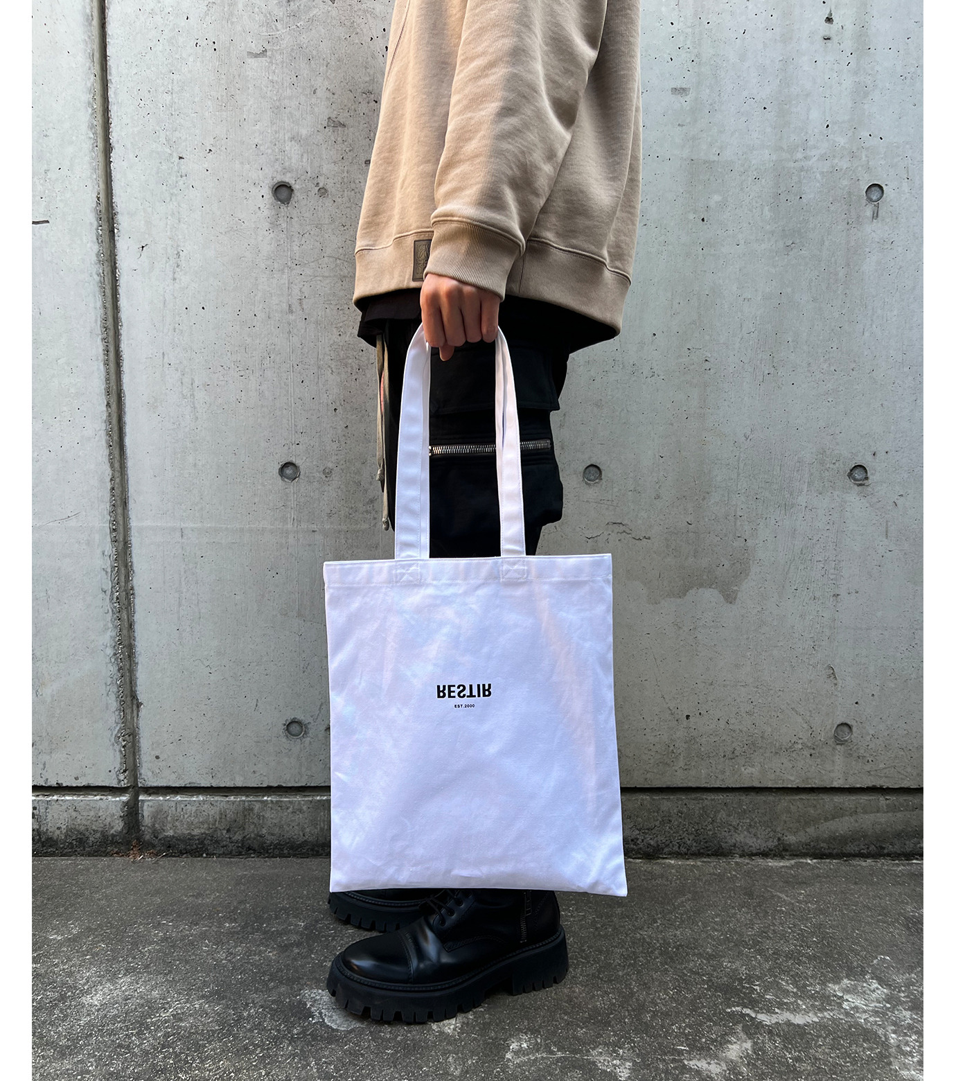 リステア - RESTIR | The Tote Bag White-White-Fの通販 | RESTIR リステア
