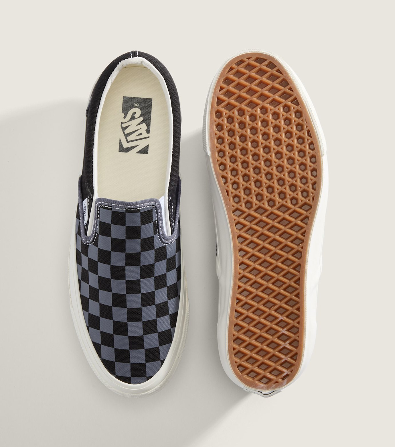 ヴァンズ - VANS | LX Classic Slip-On 98-Black-US9の通販 | RESTIR 