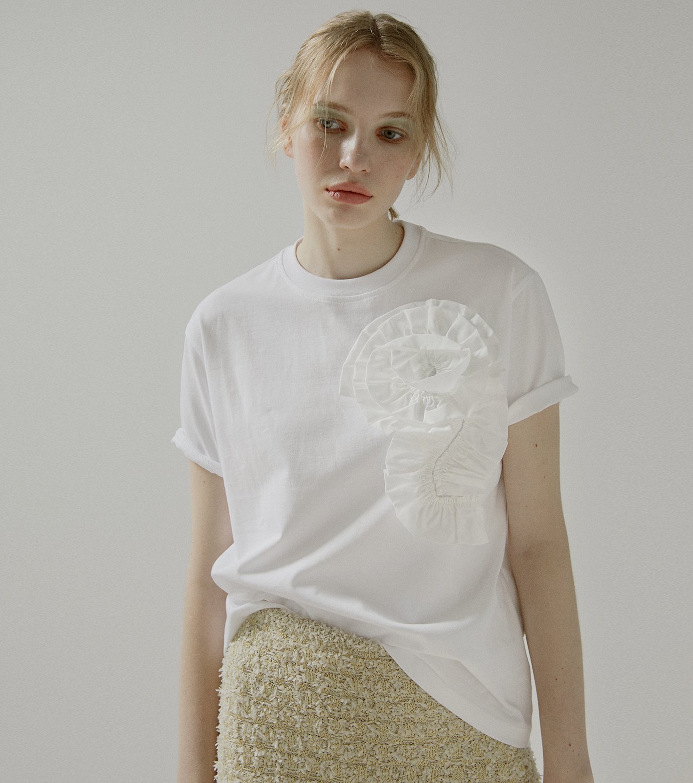 レア　VIVIANO / Ruffle T-shirt Tシャツ　ヴィヴィアーノ VIVIANO tシャツ 「VIVIANO/ヴィヴィアーノ」「STUDIOUS別注」Tulle